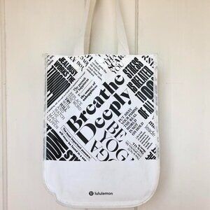 NWOT Lululemon Women's White Breathe Deeply Motivational Small Tote Lunch Bag